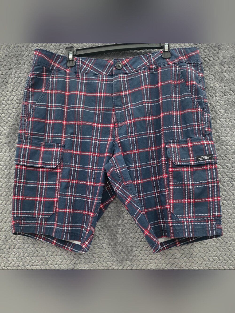 Lee Men's Navy Plaid Cargo Shorts with Red Accents